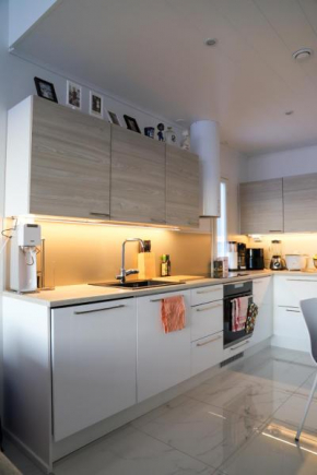 Modern semi-detached house with wonderful location!
